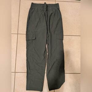 High-Waisted SleekTech Wide-Leg Cargo Pants